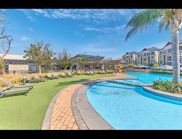 2 BEDROOM APARTMENT FOR SALE IN WATERFALL